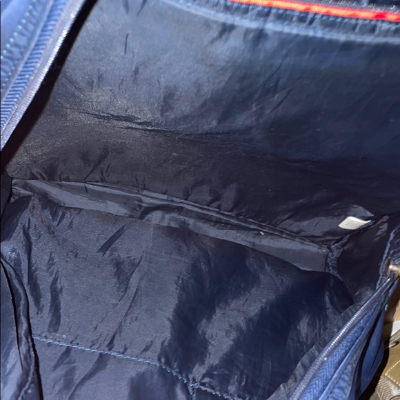 I’m selling a blue Tommy Hilfiger backpack. - Picture 3 of 3